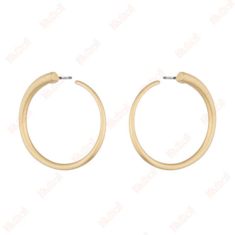 quality fashionable matte gold earrings